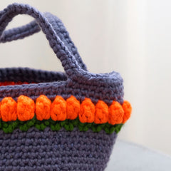 Crochet handbag-tulips bag